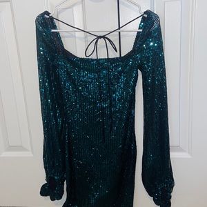 Lucy in the sky green short tight dress